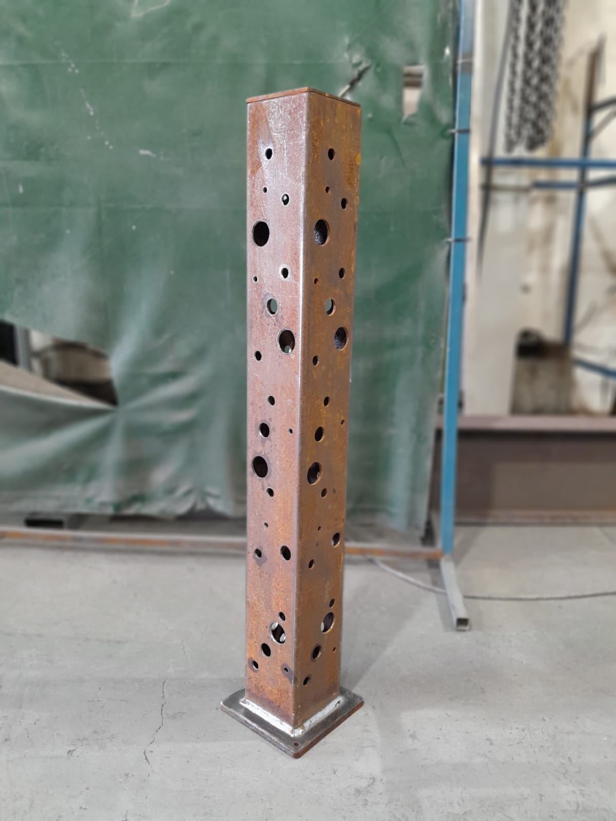 Hand railing